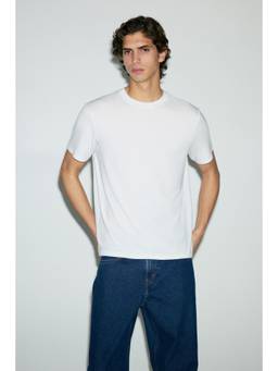H&M MOVE - Men White Warming Regular Fit T-shirt
