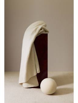 H&M - White Knitted blanket