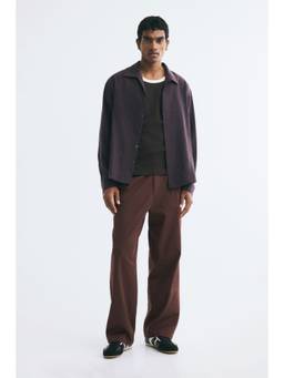 H&M - Men Brown Relaxed Fit Pleated trousers