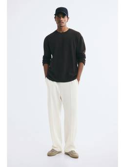 H&M - Men White Relaxed Fit Tailored Trackpant