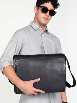 Sassora - Premium Leather Men Laptop Messenger Bag