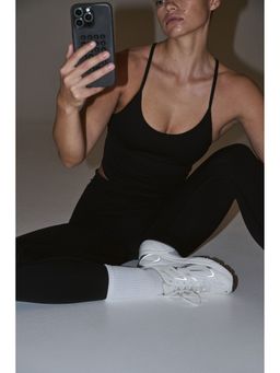 H&M - Women Black Seamless Sports top with DryMove