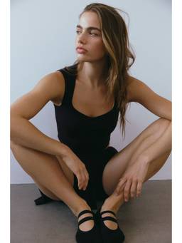 H&M MOVE - Women Black Sports vest top with SculptMove
