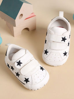 Kicks and Crawl - White Tiny Star Sneakers