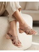 Rose Gold color option, Currently selected