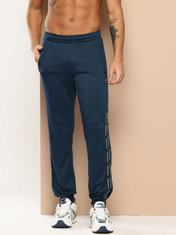 Alcis - Men Typography Printed Anti-Statix & Reflective Sports Joggers