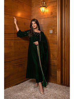 Label Shaurya Sanadhya - Bottle Green Hand Work Velvet Kurta with Pant and Dupatta