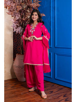 Label Shaurya Sanadhya - Pink Short Embroidered Bell Sleeves Kurta With Pleated Pant