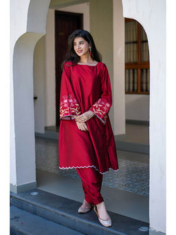 Label Shaurya Sanadhya - Red Bell Sleeves Embroidered Co-Ord Set