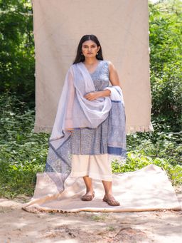 SRJANA - Blue Hand Block Printed Sleeveless Kurta With Pant And Dupatta