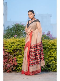 MAAHISHMATI SAREES - Cream Handloom Silk By Cotton Saree with Unstitched Blouse