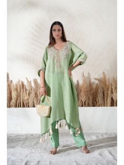 Vedika Soni - Pastel Green Embroidered Kaftan With Slip And Pant