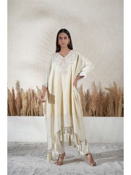 Vedika Soni - Ivory Embroidered Kaftan With Slip And Pant