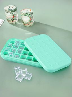 UMAI - Ice Cube Tray Green