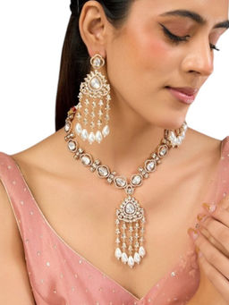 Auraa Trends - Elegant White Kundan and Pearl Dangler Necklace Set