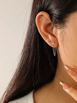 Inaya Accessories - Quinn 18kt Gold Plated White Zircon Shining Star Piercing Chain Earrings
