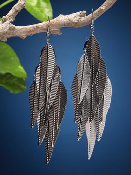 Moedbuille - Silver Plated Oxidised Earrings