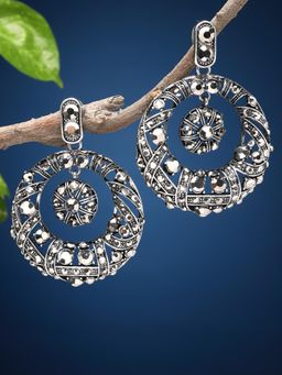 Moedbuille - White Silver Plated Oxidised Earrings