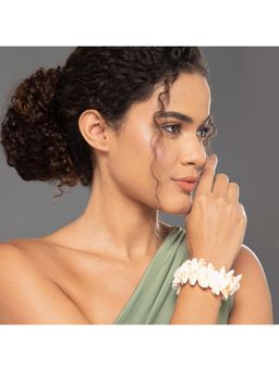 MAASHA - White Fusion Bracelet