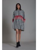 Black color option, Sold out, Currently selected