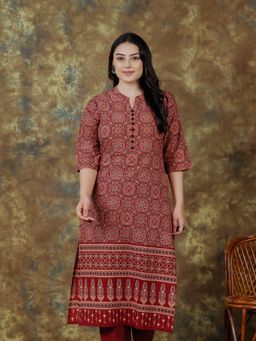 ARAMYA - Women Red Soft Cotton Straight Geometric Print Kurta