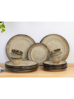BODHI HOUSE - Beige Premium 18-Piece Stoneware Dinner Set Serving for 6