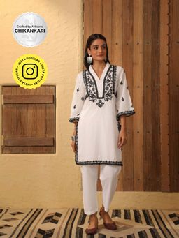 House of Chikankari - Women's White Cotton Chikankari Kurti and Pant (Set of 2)