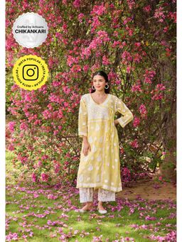 House of Chikankari - Yellow Nazakat Kota Chikankari Solid Angarkha Kurta with Inner (Set of 2)