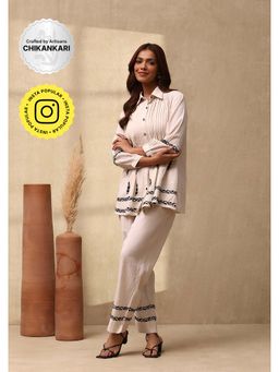 House of Chikankari - Women's Off White Cotton Linen Blend Chikankari Co-Ord (Set of 2)