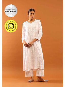 House of Chikankari - Fenal Modal Chikankari Solid Womens Straight Kurta with Pockets - White