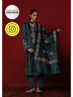 House of Chikankari - Teal Velvet Embroidered Women's Kurta With Pant And Dupatta