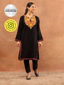 Black color option, Sold out, Currently selected