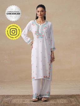 House of Chikankari - White Rayon Chikankari Womens Long Kurta with Pant