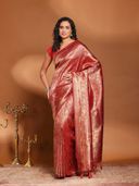 Red color option, Sold out, Currently selected