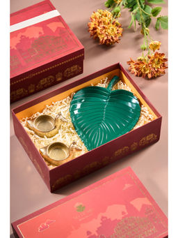 SG Home - 3 Piece Green Indi Flora & Feather Suite Gift Set