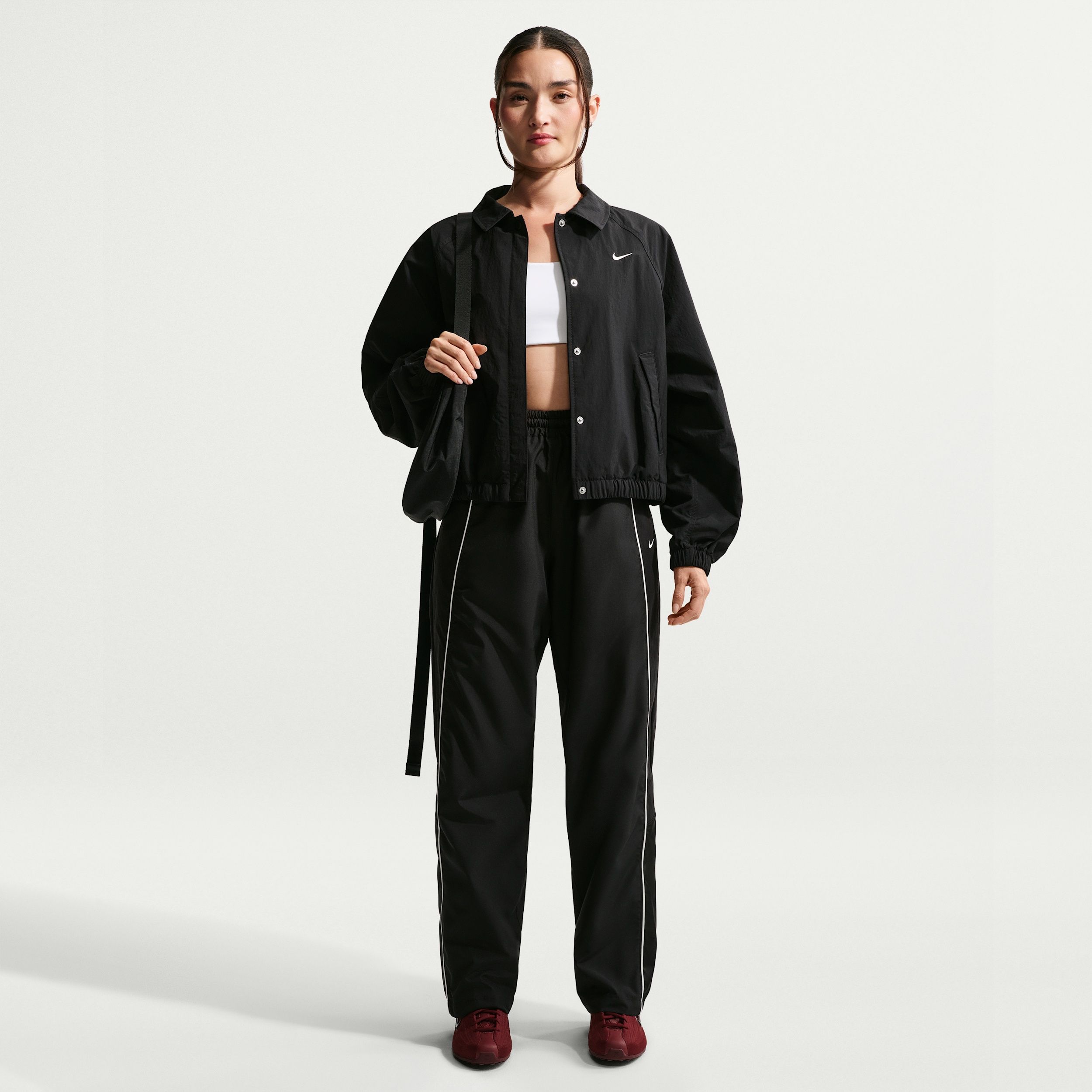 Nike Sportswear - Women's Oversized Mid-Rise Tracksuit Bottoms