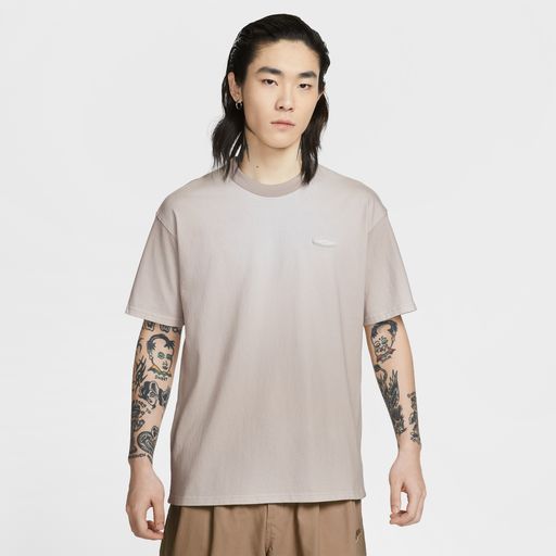 Nike - AS U NSW TEE LSE PREM ESS WASH