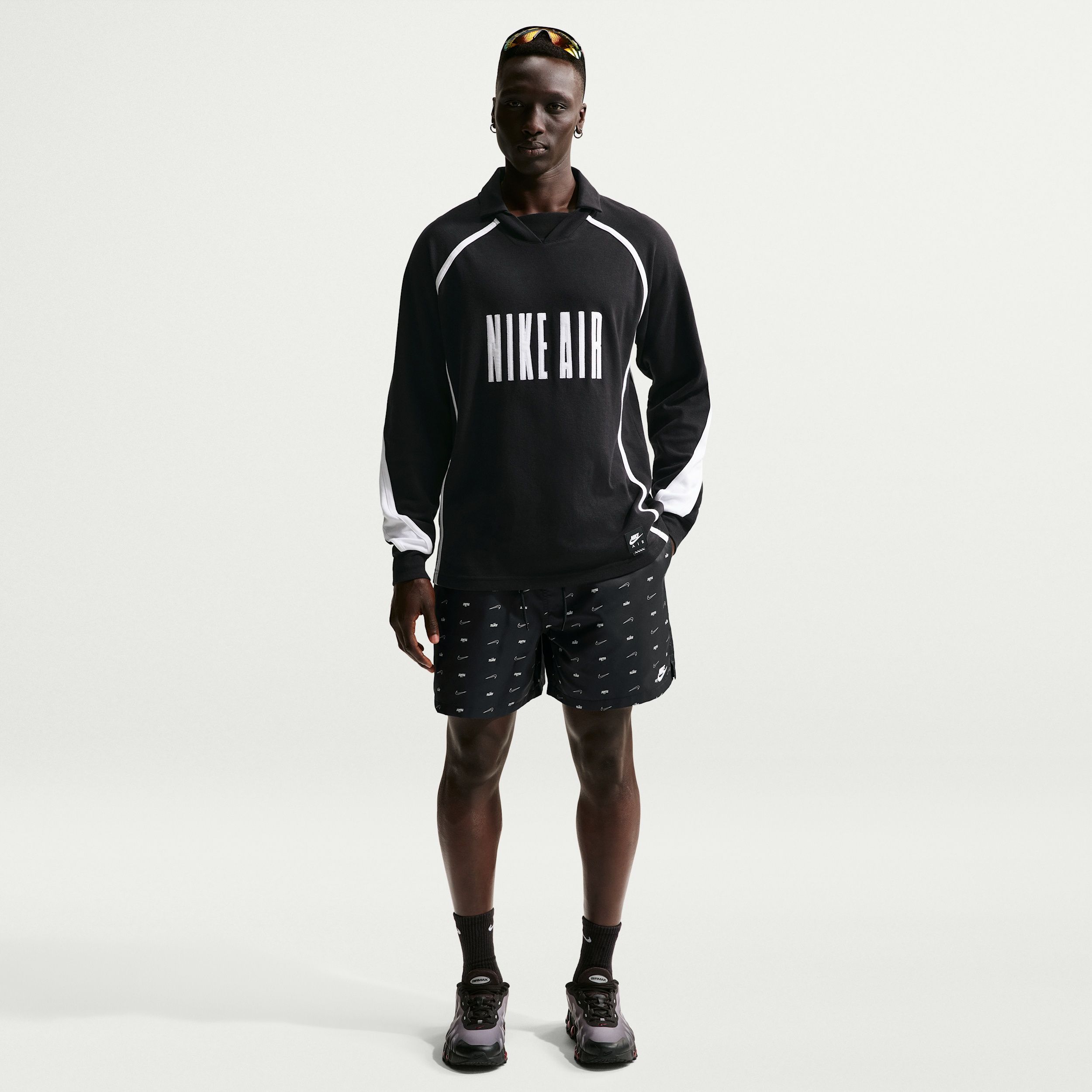 Nike Sportswear Club - Men's Woven Flow Shorts