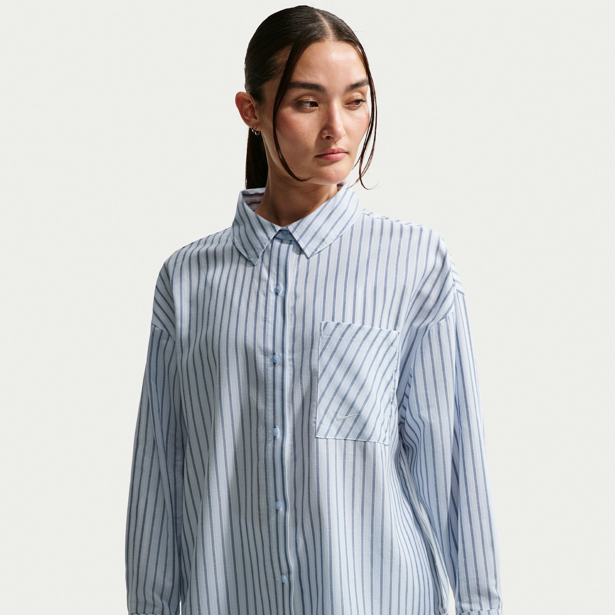 Nike Sportswear Chill Poplin - Women's Oversized Woven Long-Sleeve Striped Top