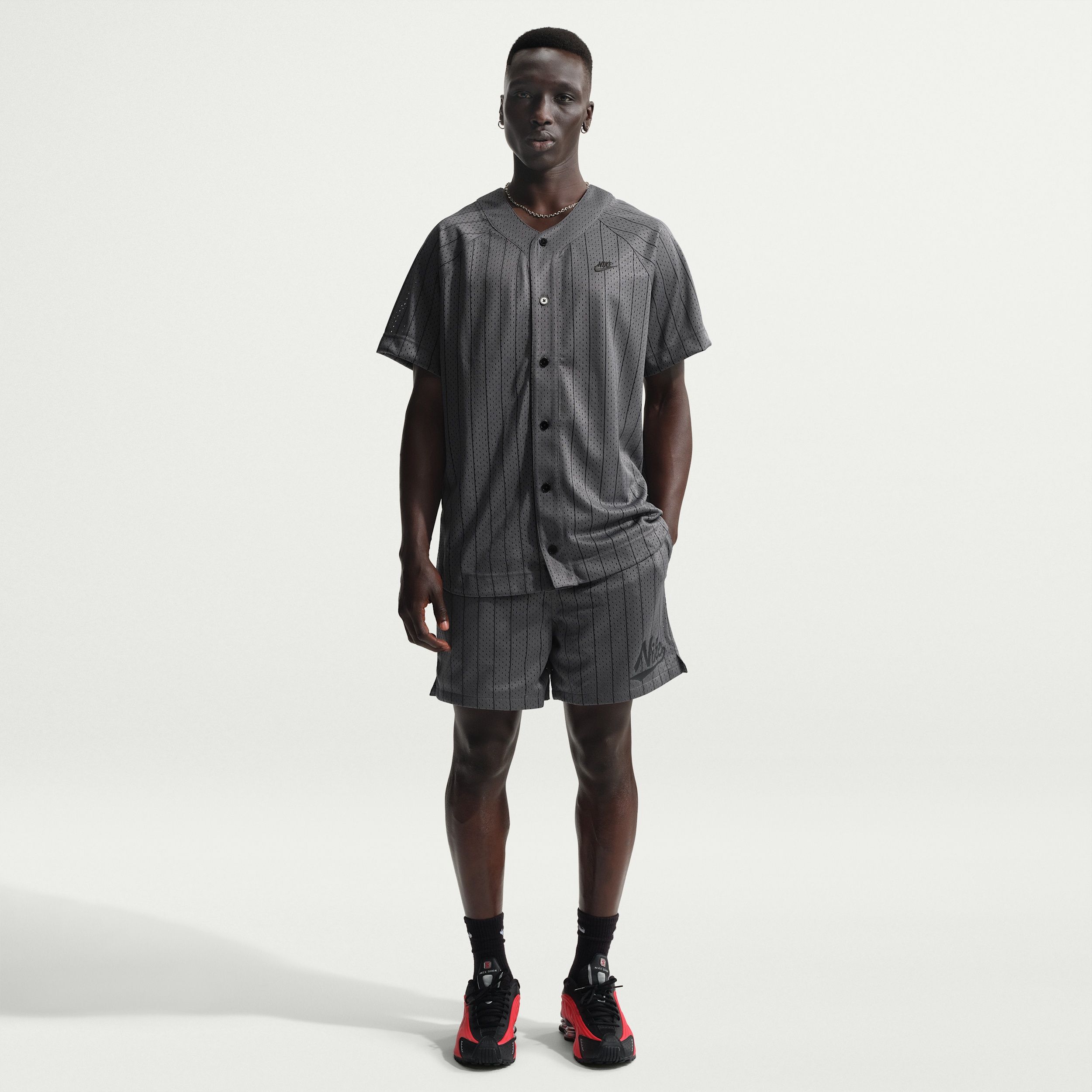 Nike Sportswear Club - Men's Flow Shorts