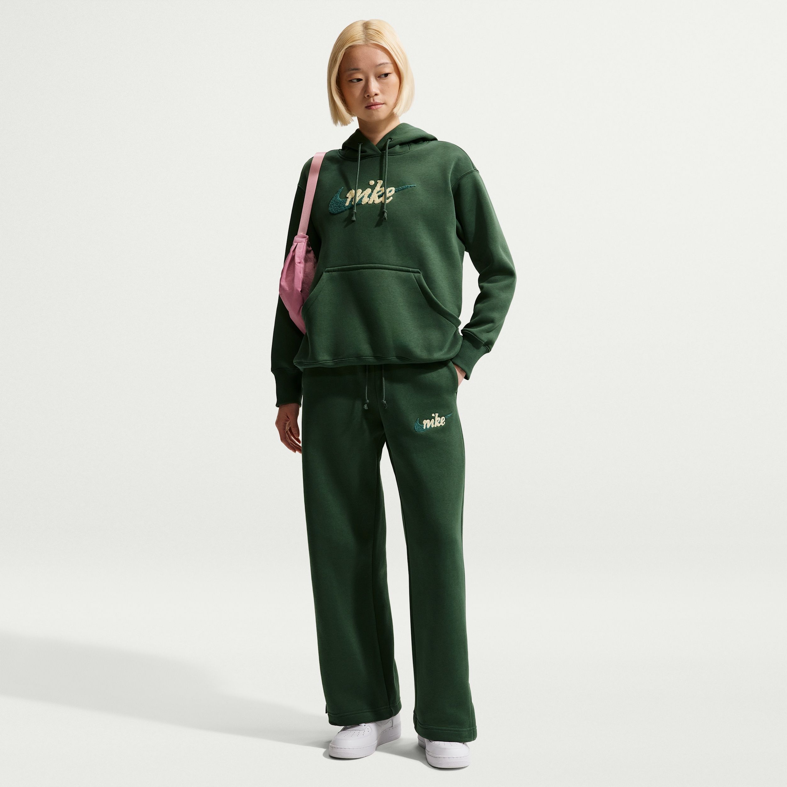 Nike Sportswear Phoenix Fleece - Women's High-Waisted Wide-Leg Logo Trousers
