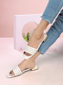 White color option, Sold out, Currently selected