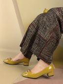 Mustard color option