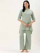 Green color option, Sold out, Currently selected