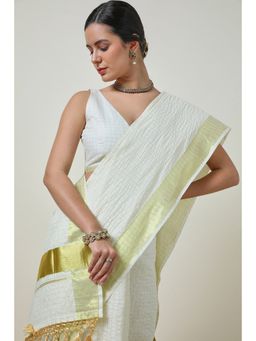 Soch - Women's White Cotton Blend Checks Saree With Unstitched Blouse