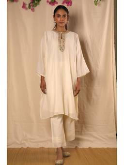 Raas By Ekta - Ivory Mogra Kurta with Pant
