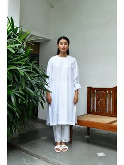 Raas By Ekta - White Nest of Silence Kurta with Pant