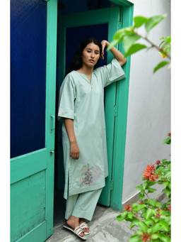 Raas By Ekta - Green Silence Bloom Kurta with Pant