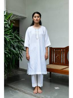 Raas By Ekta - White Smell of Earth Kurta with Pant