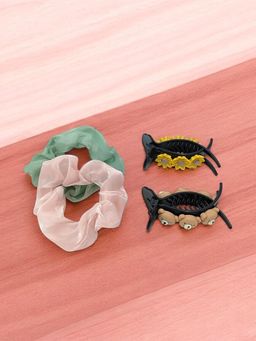 Yellow Bee - Adorable Scrunchies and Cute Bear & Sunflower Hair Clutcher -Pack of 4